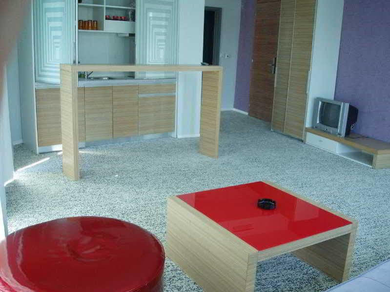Riviera Blue Hotel ساني بيتش المظهر الخارجي الصورة